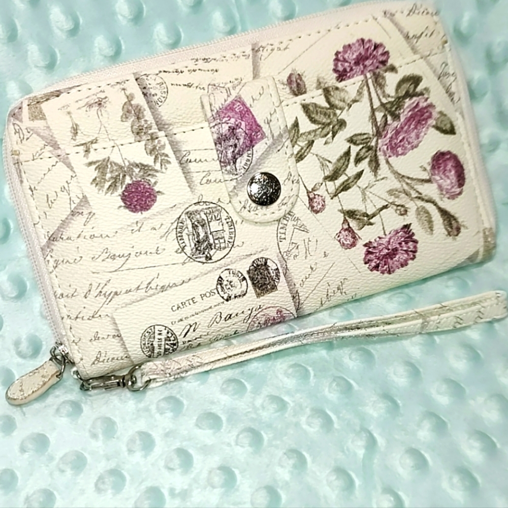 Wristlet
